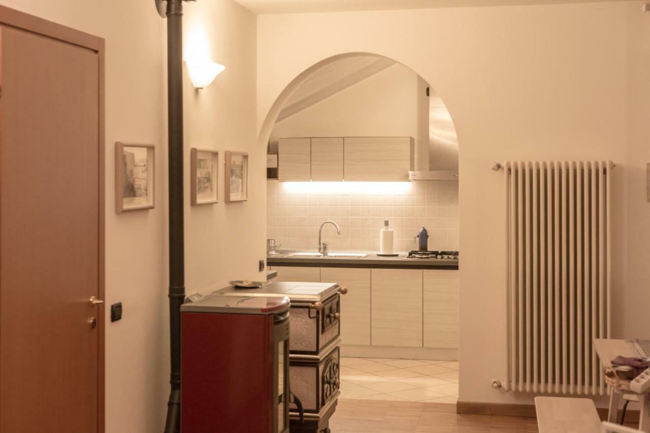 Casa Rosa Apartment Luisago ภายนอก รูปภาพ